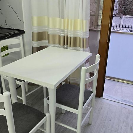 Guest House Pogradeci Dış mekan fotoğraf